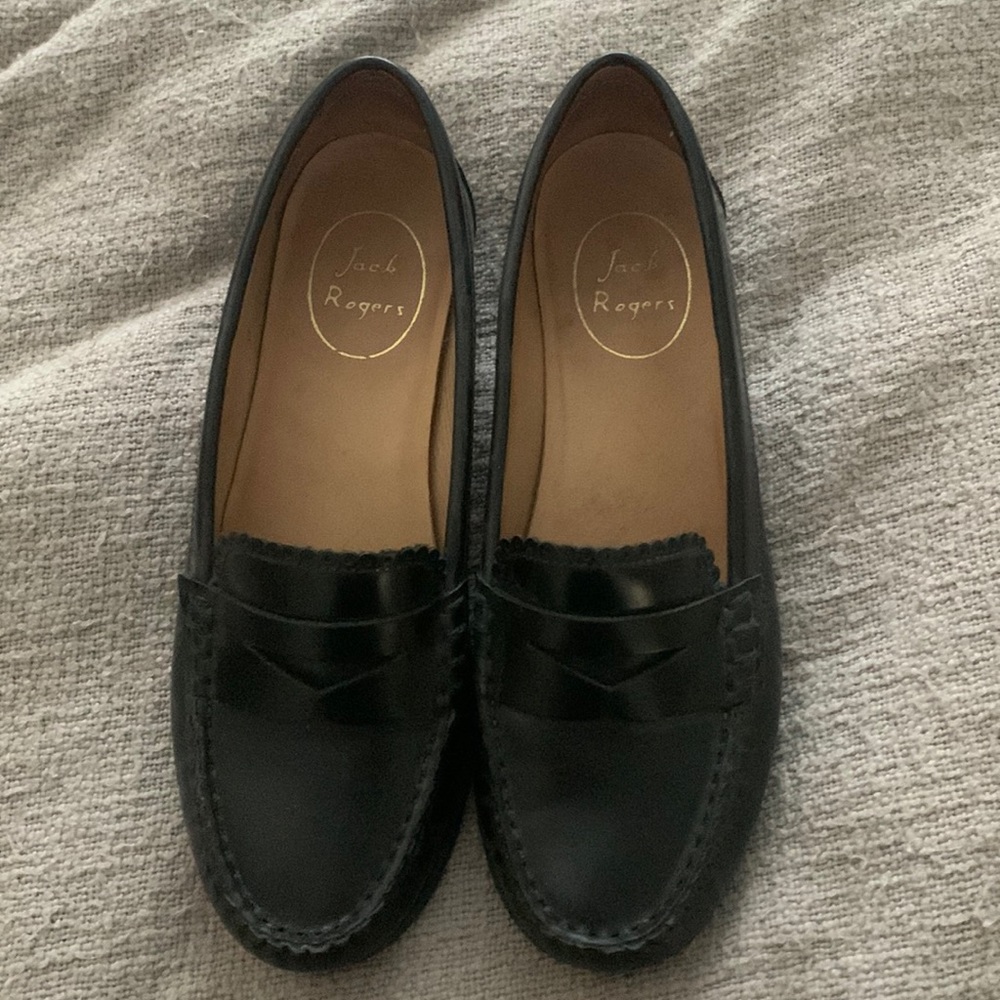 Jack Rogers Quinn Penny Loafers sz 6.5 Black - minimal wear